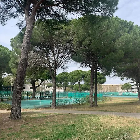 Avec 2 Double Lits, Au Calm, 50m Du Lac, Golf Apartment *